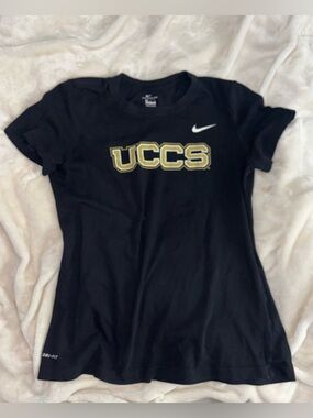 UCCS x Nike university graphic t shirt